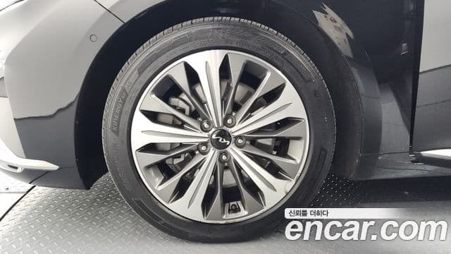 Kia K8 Noblesse, 2022 все фото