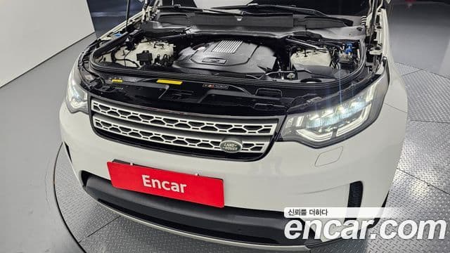 Land Rover Discovery 5 3.0 TD6 HSE, 2018 6