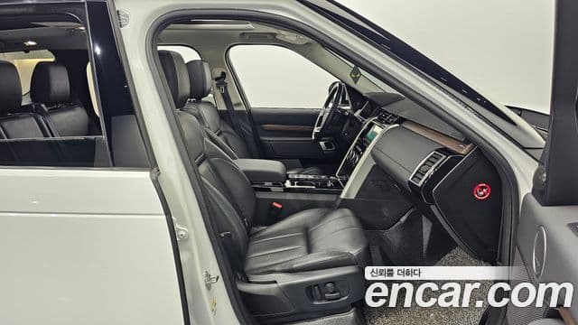 Land Rover Discovery 5 3.0 TD6 HSE, 2018 10