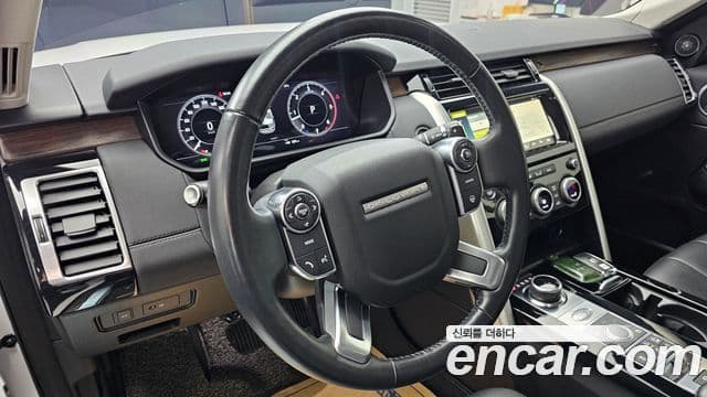 Land Rover Discovery 5 3.0 TD6 HSE, 2018 13