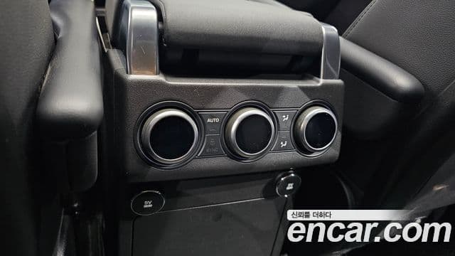 Land Rover Discovery 5 3.0 TD6 HSE, 2018 18