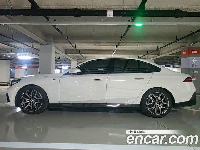 BMW 5시리즈 (G60) 520i M Sport, 2024 3