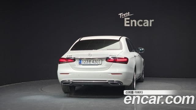 Mercedes-Benz E-класс W213 Exclusive, 2023 4