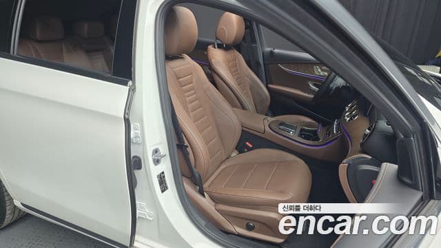 Mercedes-Benz E-класс W213 Exclusive, 2023 12