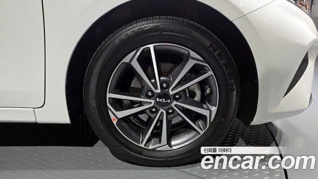 Kia The / новый New K3 2세대 Prestige, 2023 все фото