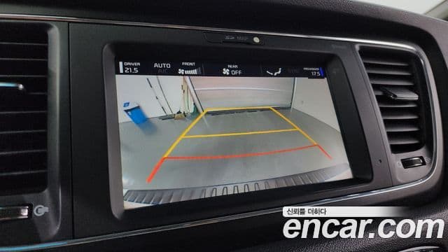 Kia The / новый New Carnival Luxury, 2019 17