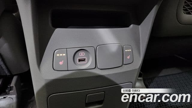 Kia The / новый New Carnival Luxury, 2019 19