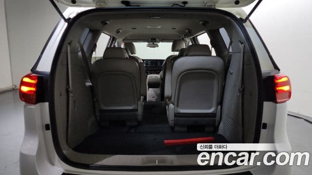 Kia The / новый New Carnival Luxury, 2019 20