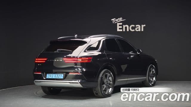 Genesis electrified GV70 e-AWD, 2022 2