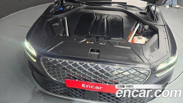 Genesis electrified GV70 e-AWD, 2022 6