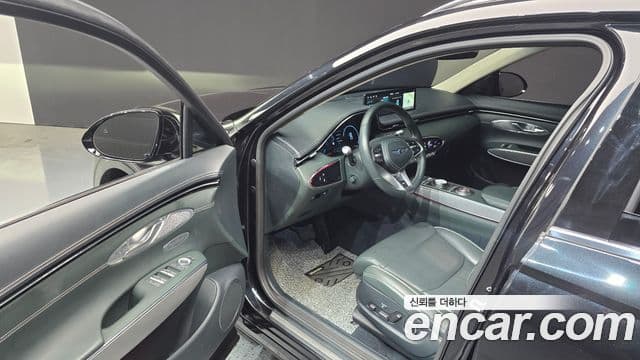 Genesis electrified GV70 e-AWD, 2022 10