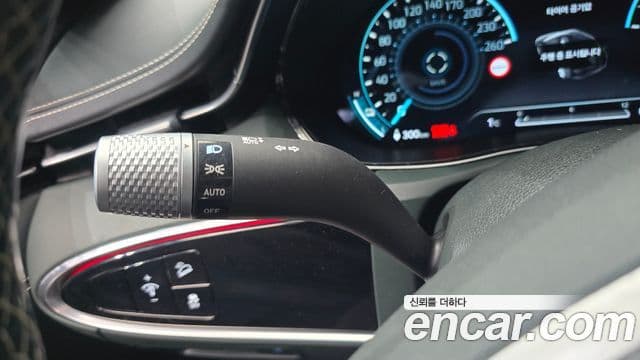 Genesis electrified GV70 e-AWD, 2022 15