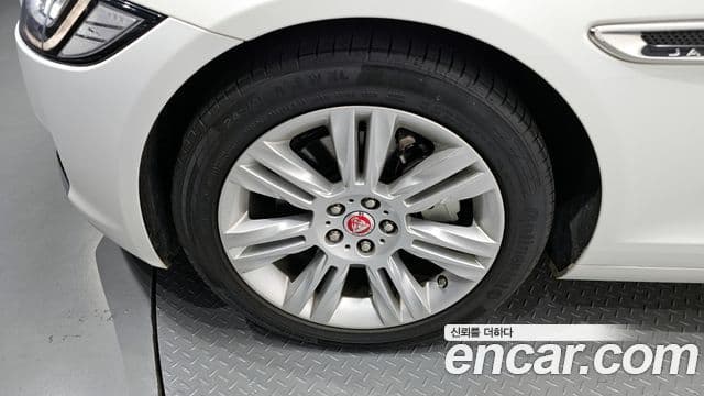 Jaguar XF (X260) 25t Portfolio, 2018 все фото