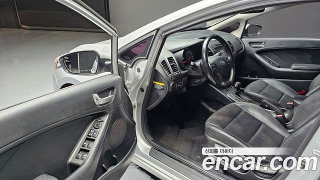 Kia K3 Luxury, 2015 11