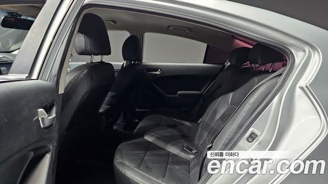 Kia K3 Luxury, 2015 13