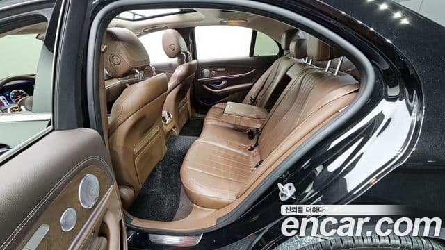 Mercedes-Benz E-класс W213 Exclusive, 2019 11