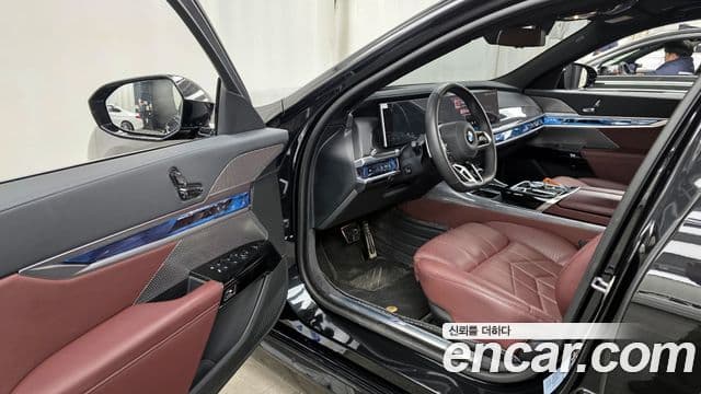 BMW 7시리즈 (G70) 740d xDrive M Sport, 2024 10