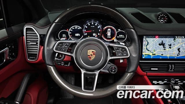 Porsche Cayenne (PO536), 2021 13