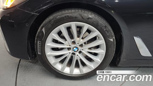 BMW 5시리즈 (G30) Luxury, 2023 все фото