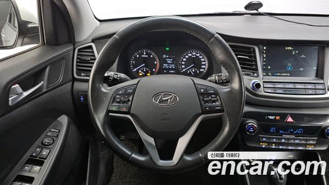 Hyundai All New Tucson Modern, 2017 13