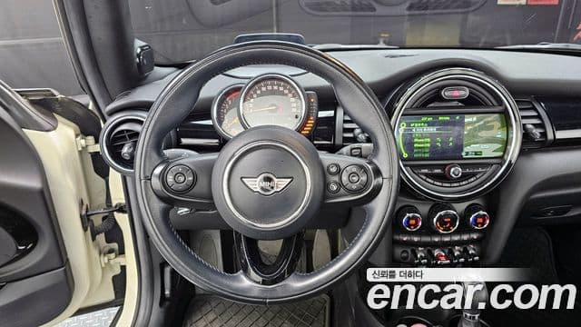 Mini Cooper кабриолет 3세대, 2017 13