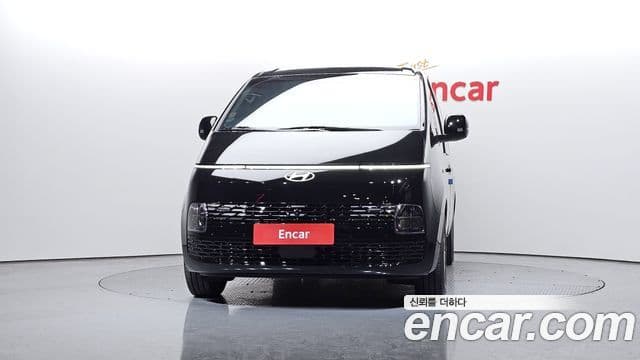 Hyundai Staria Modern, 2025 3