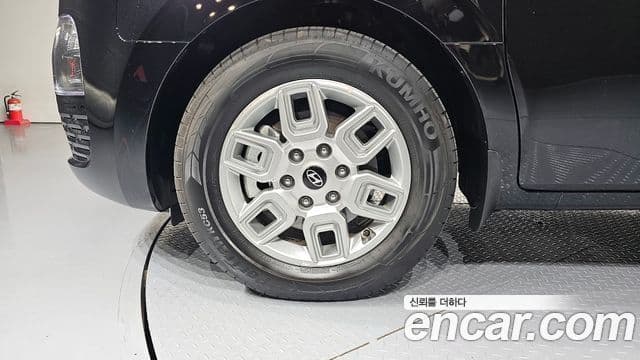 Hyundai Staria Modern, 2025 все фото