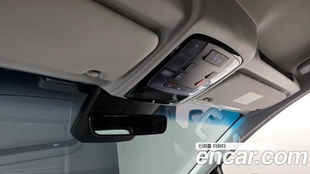 Hyundai Staria Modern, 2025 19