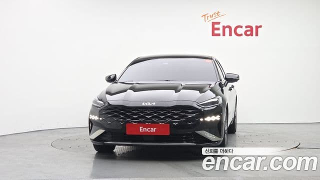 Kia K8 Signature, 2023 3