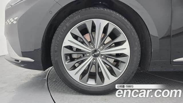 Kia K8 Signature, 2023 все фото