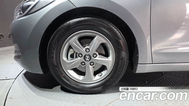 Hyundai Avante AD 1.6 GDI Smart, 2016 все фото