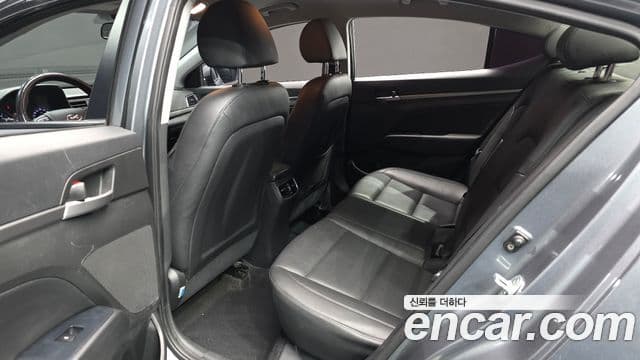 Hyundai Avante AD 1.6 GDI Smart, 2016 12