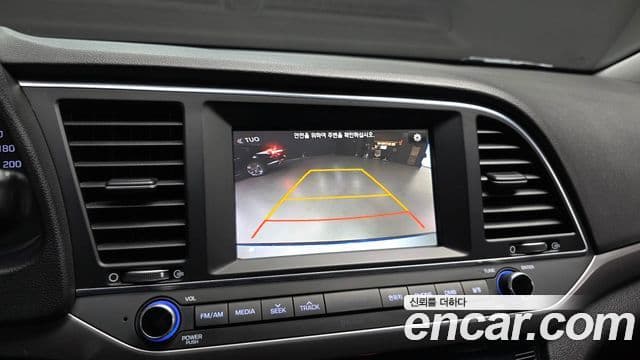 Hyundai Avante AD 1.6 GDI Smart, 2016 15