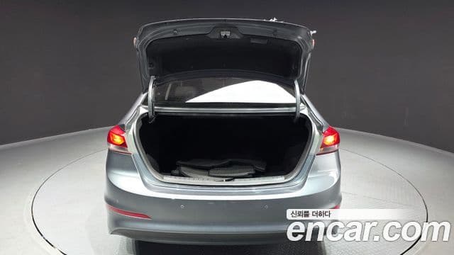 Hyundai Avante AD 1.6 GDI Smart, 2016 20