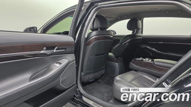 Genesis EQ900 Luxury, 2016 17