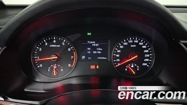 Kia All New K7 3.0 LPI Luxury (арендный автомобиль), 2016 8