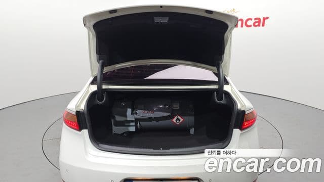 Kia All New K7 3.0 LPI Luxury (арендный автомобиль), 2016 20