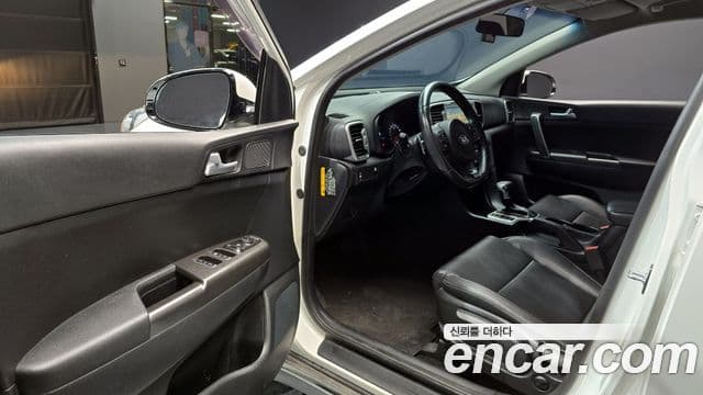 Kia Sportage 4세대 дизель 1.7 2WD Trendy, 2016 11