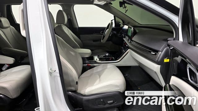 Kia Carnival 4세대 Signature, 2023 11