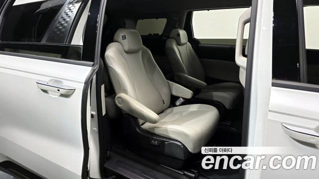 Kia Carnival 4세대 Signature, 2023 12