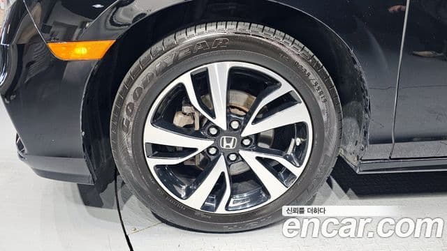 Honda Odyssey 5세대, 2018 все фото