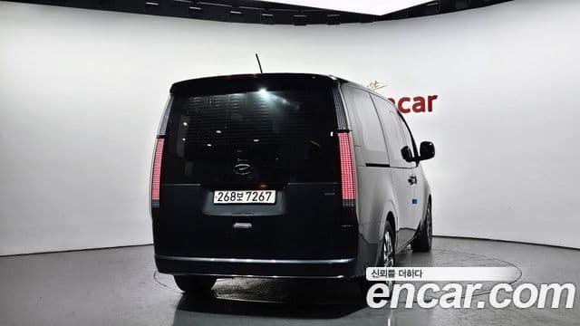 Hyundai Staria Inspiration, 2022 4