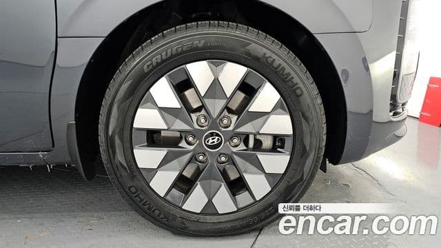 Hyundai Staria Inspiration, 2022 все фото