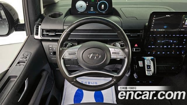Hyundai Staria Inspiration, 2022 13