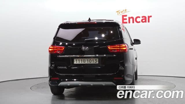 Kia The / новый New Carnival Luxury, 2019 4
