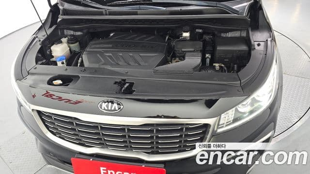 Kia The / новый New Carnival Luxury, 2019 6