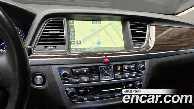 Genesis G80 Premium Luxury, 2017 15