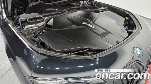 BMW i7 (G70) xDrive 60 M Sport, 2023 6