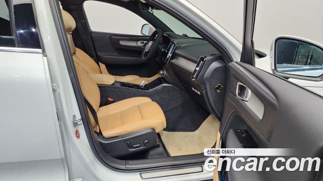 Volvo XC40 B4 Inscription, 2021 11