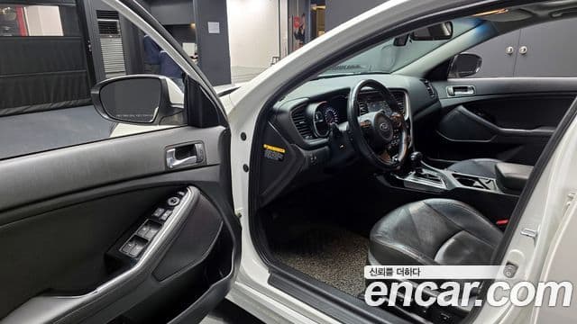 Kia K5 гибрид Prestige, 2015 10